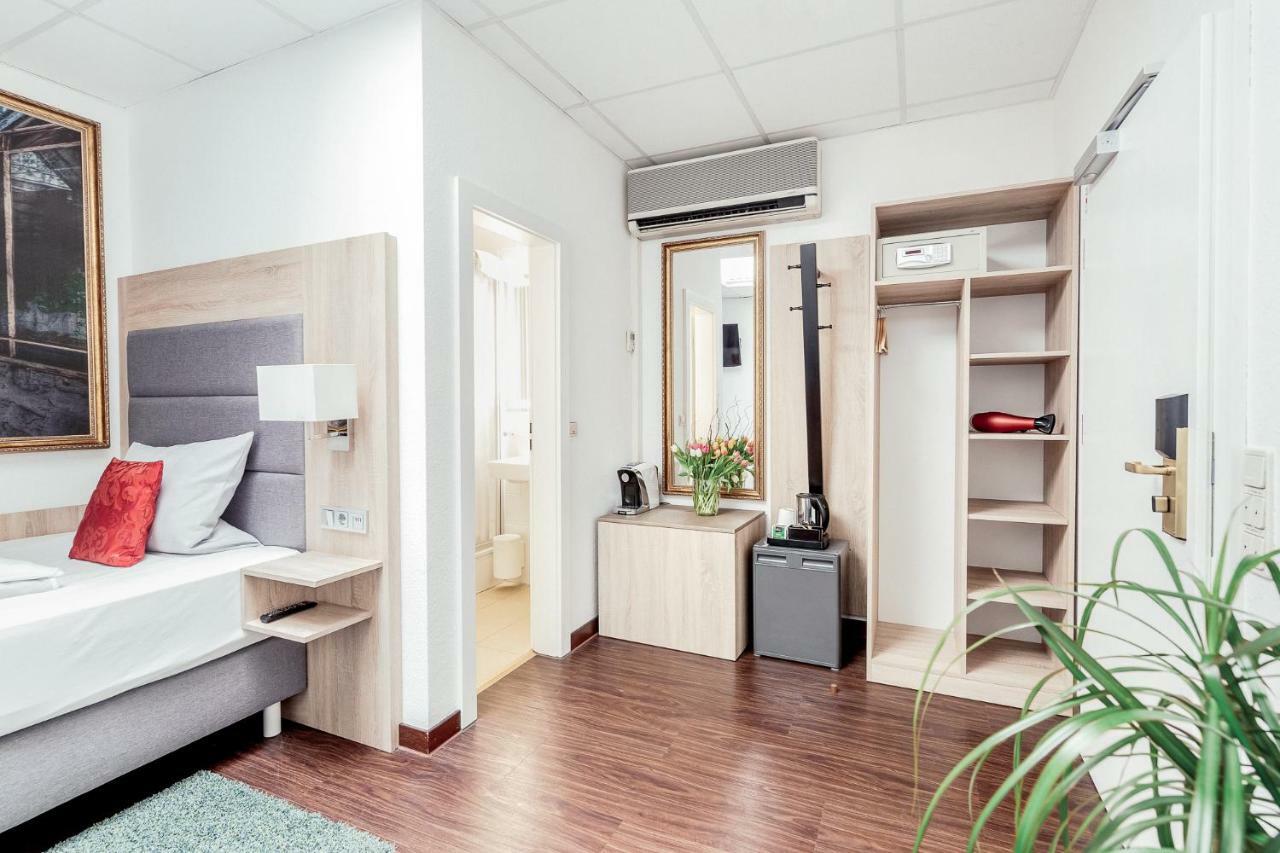 Pallas Hotel Дармщат Екстериор снимка
